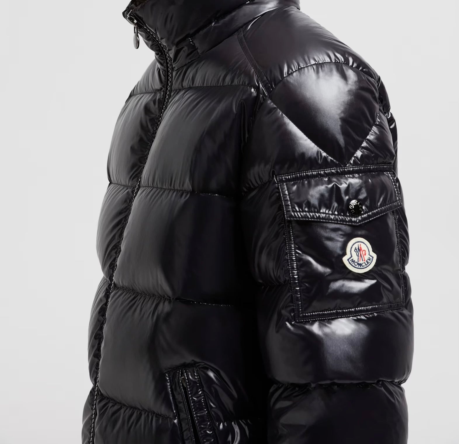 Monclerr MAYA HOODED SHORT DOWN JACKET